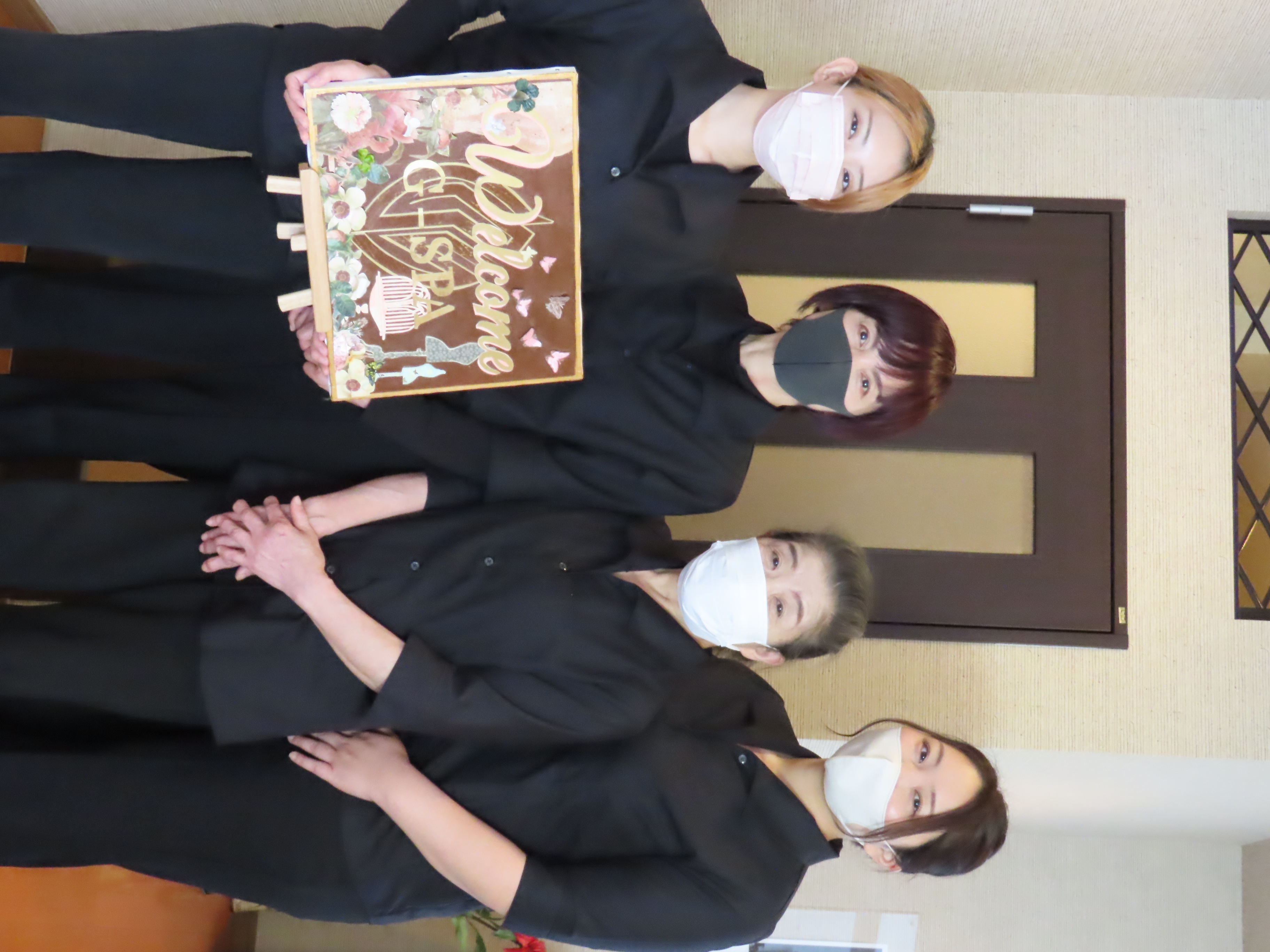 熟練のスタッフによる手技
